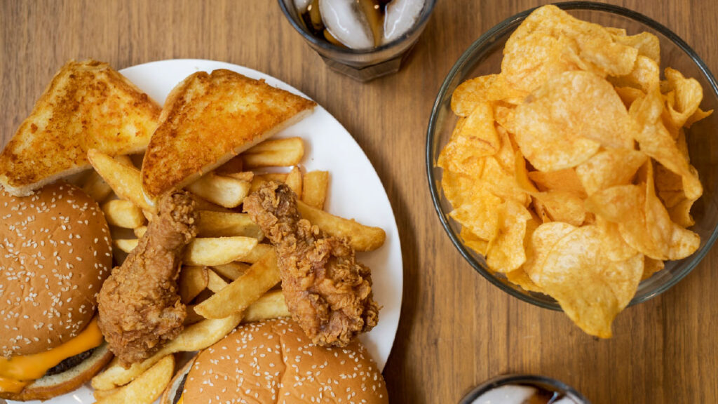 ความดันสูงห้ามกินอะไร? 10 อาหารที่ควรลด