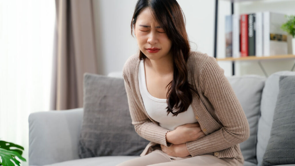 PCOS มีอาการอย่างไร? 10 สัญญาณเตือนของภาวะถุงน้ำรังไข่หลายใบที่ไม่ควรมองข้าม