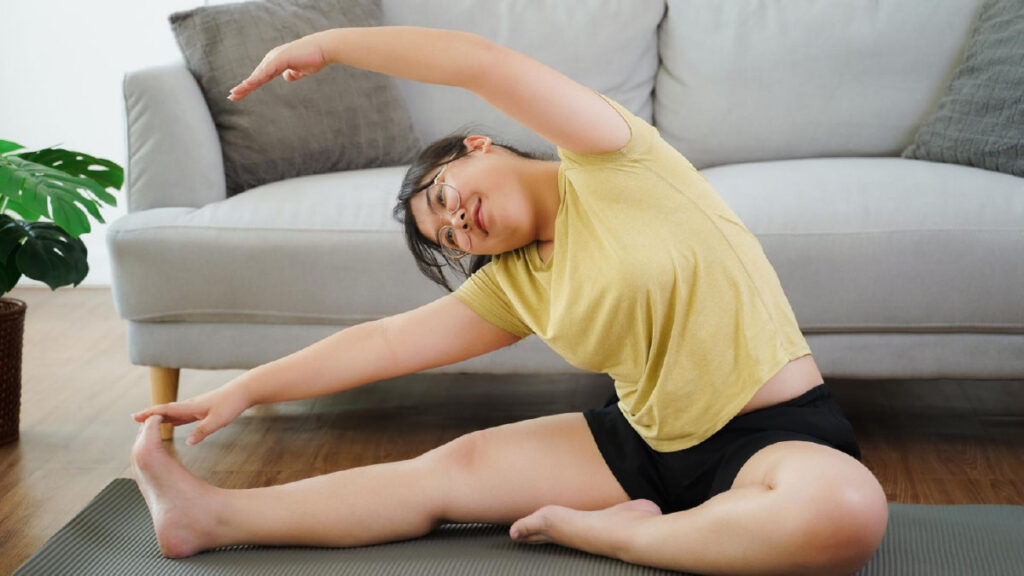 ป้องกัน Office Syndrome อย่างไร? 8 วิธีลดปวดหลัง ปวดเอว